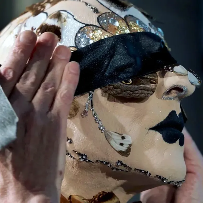 Une exposition solo. Une rétrospective à la National Gallery ZA. Une nouvelle performance scénique, People will people you, en novembre…